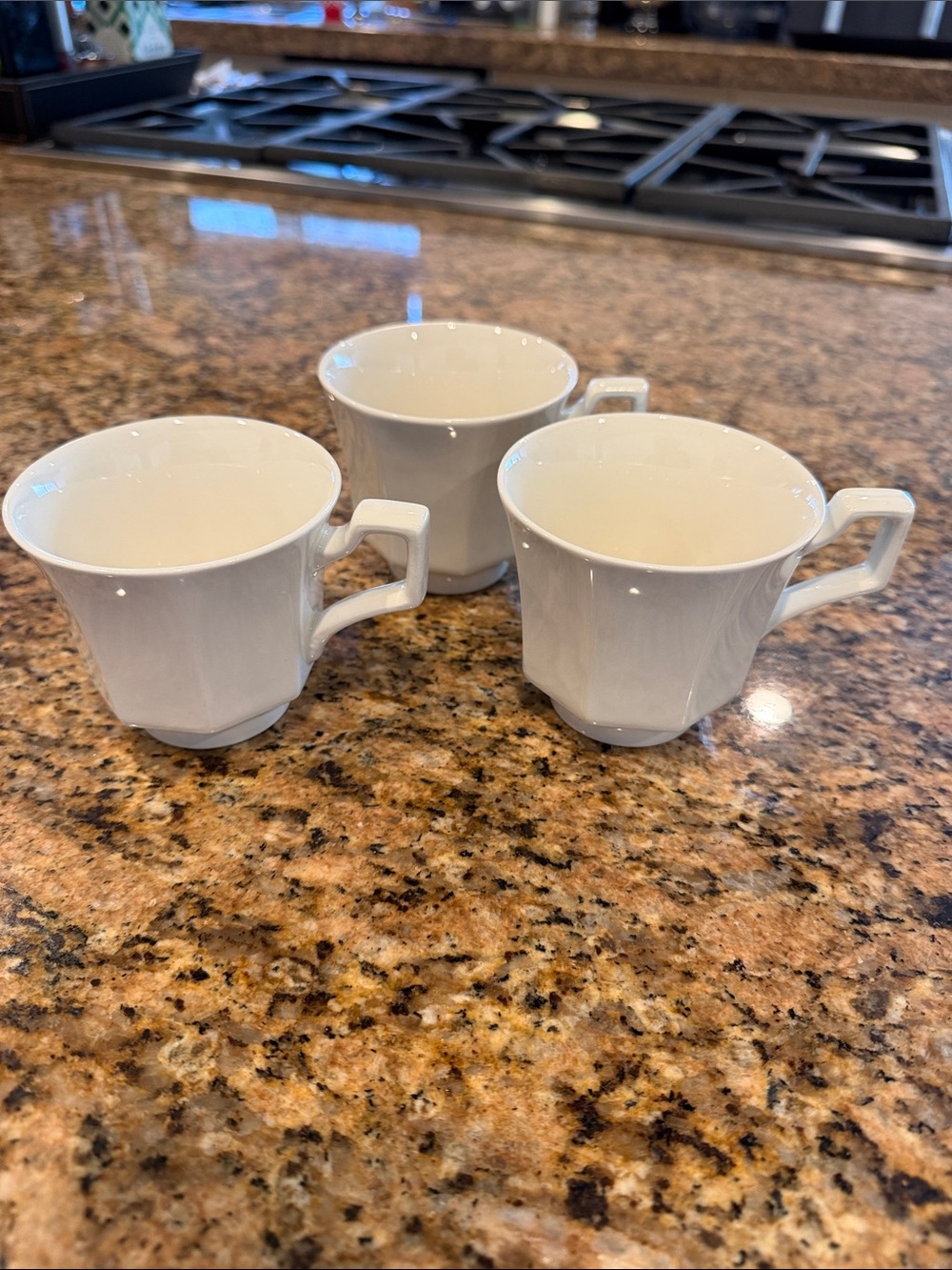 Johnson Bros. Heritage White set 3 breakfast coffee tea mugs octagon shape bead